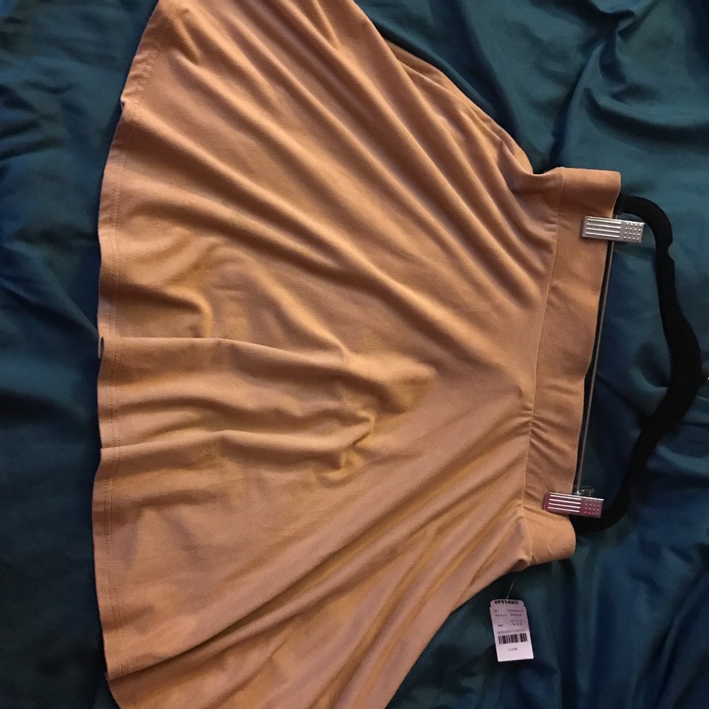 tan skirt